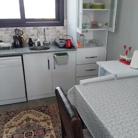 Flat Close To Sea With Balcony In Seferihisar Апартаменты
